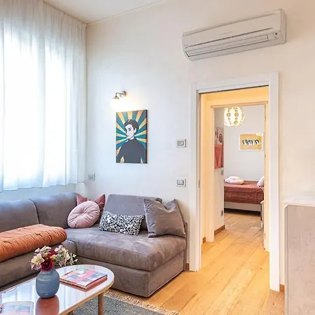 Διαμέρισμα Madreperla Chic *