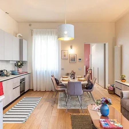 Madreperla Chic * Βιαρέτζιο